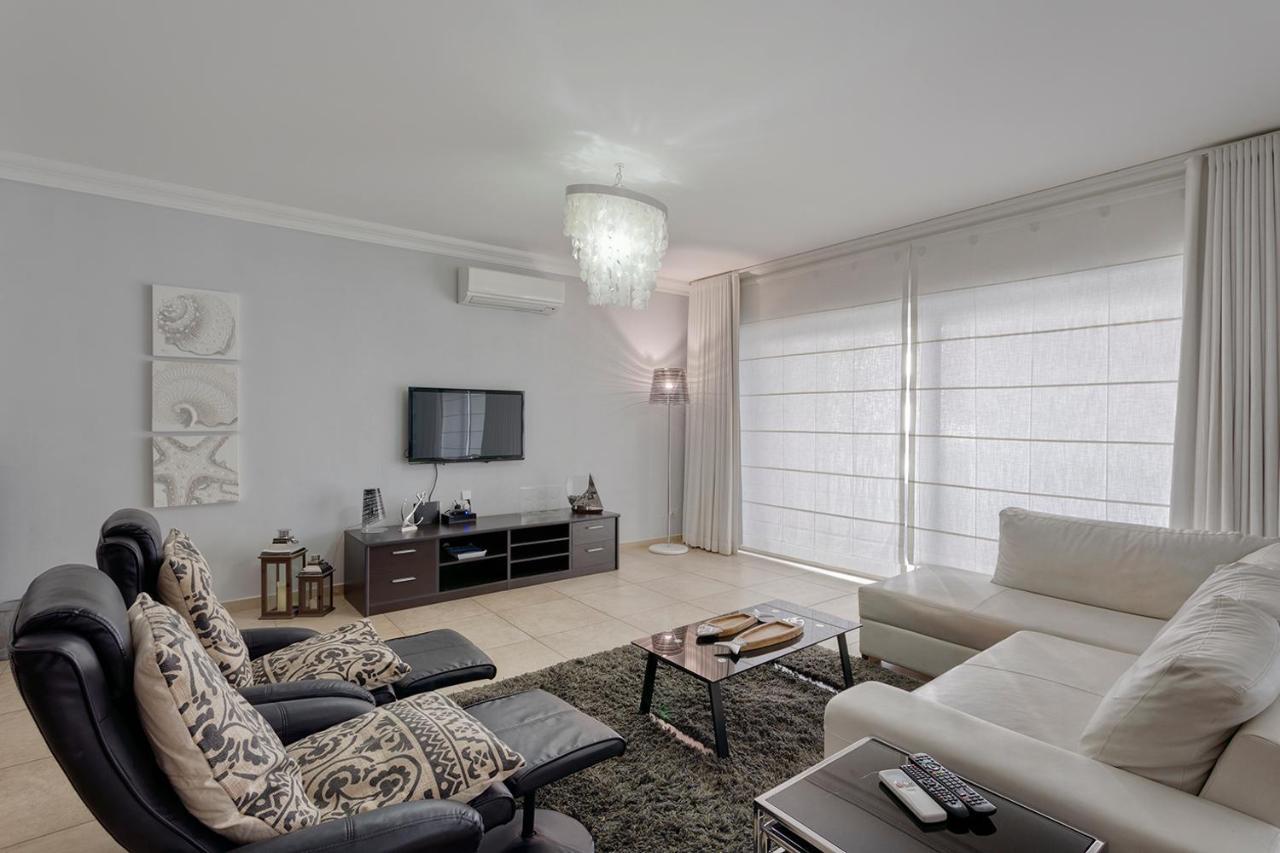 Luxury Apt With Side Seaviews And Pool, Best Location Sliema Exterior foto
